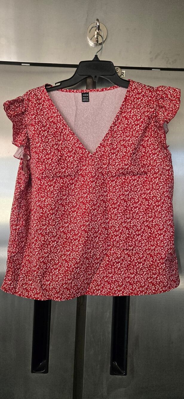 SHEIN Women's Red Floral Ruffle Sleeve Top Size XL V-Neck